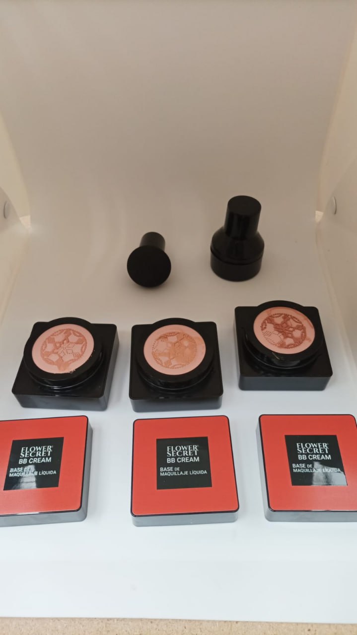 BASE DE VITAMINA C | MAQUILLAJE HIDRATANTE | BASE DE ALTA COBERTURA